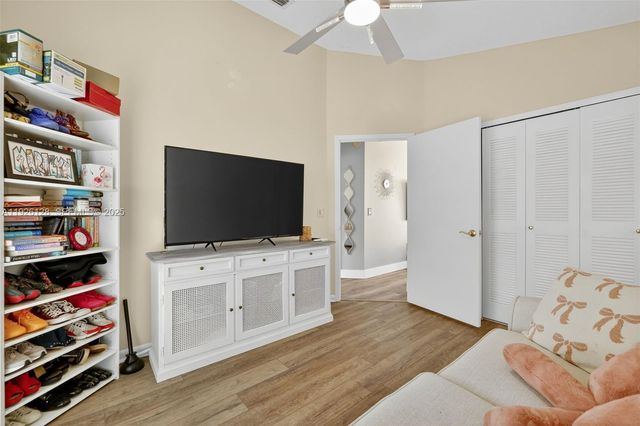 210 NW Zanzibar Pl, Port St. Lucie, FL 34986