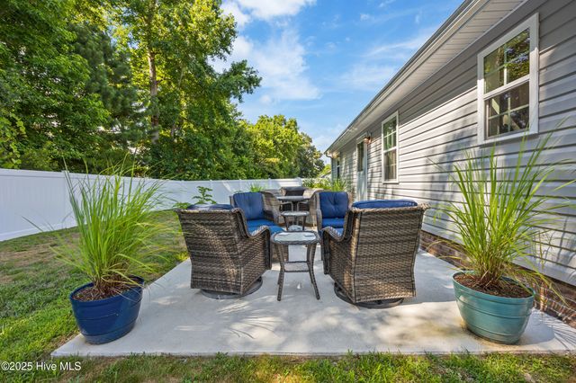 300 Nugget Trail, Elizabeth City, NC 27909