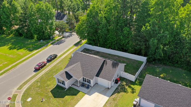 300 Nugget Trail, Elizabeth City, NC 27909