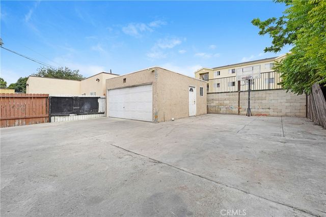 2227 E 112th, Los Angeles, CA 90059