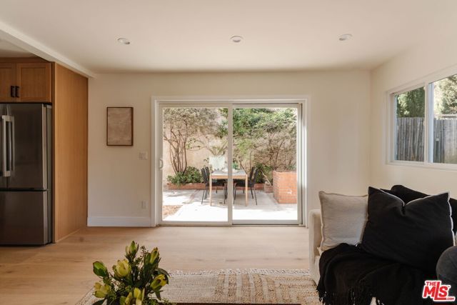 2339 Jupiter Drive, Los Angeles, CA 90046