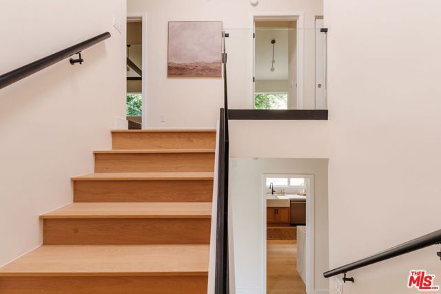 2339 Jupiter Drive, Los Angeles, CA 90046