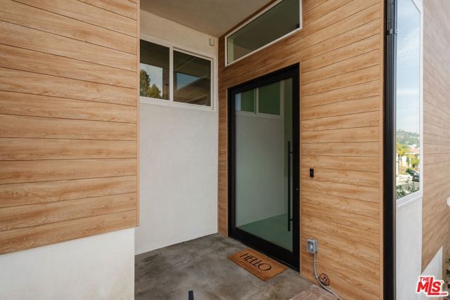 2339 Jupiter Drive, Los Angeles, CA 90046