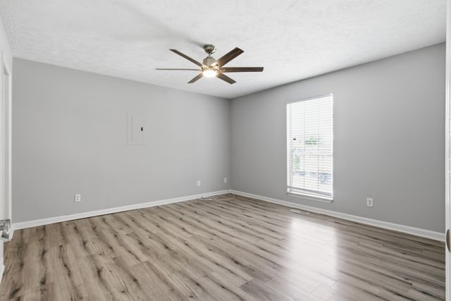 3205 Harbor Lndg, Antioch, TN 37013