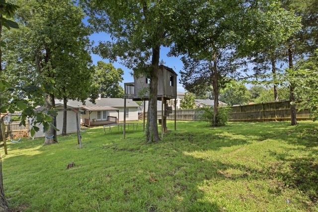 3205 Harbor Lndg, Antioch, TN 37013