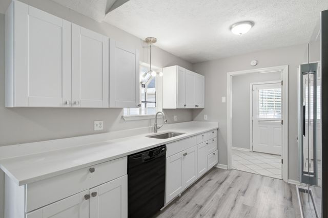 3205 Harbor Lndg, Antioch, TN 37013