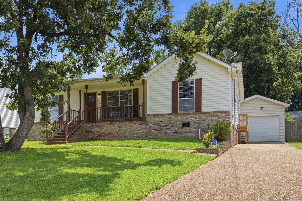 3205 Harbor Lndg, Antioch, TN 37013