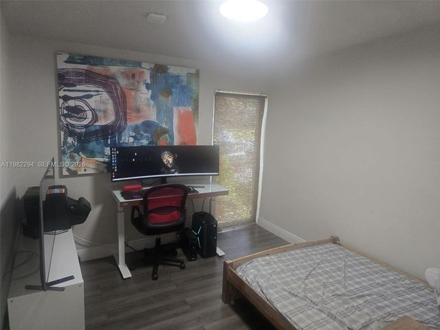 5812 NW 20th Ct, Margate, FL 33063