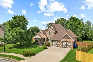 4130 Willowbend Drive, Rogers, AR 72758