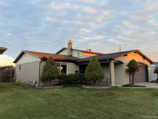 3542 Marc Drive, Sterling Heights, MI 48310
