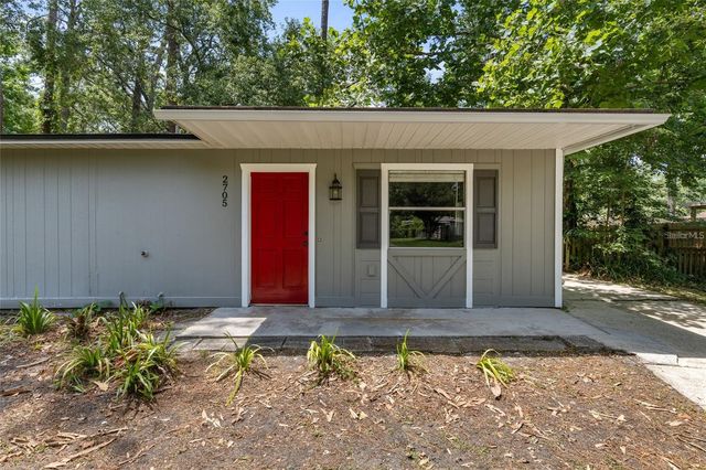 2705 NW 47TH PLACE, Gainesville, FL 32605
