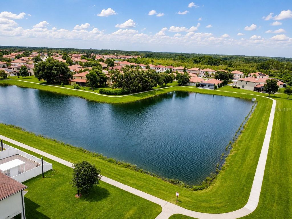 Image 49 of property listing at 2824 NOBLE CROW DRIVE, Kissimmee, FL 34744