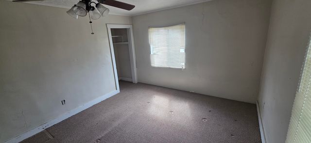 1418 3rd Avenue, Charleston, WV 25387