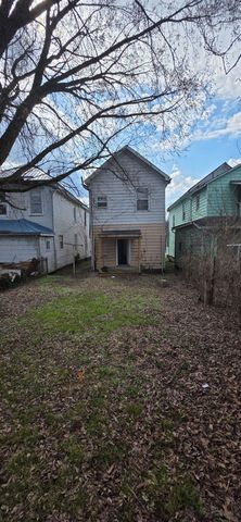 1418 3rd Avenue, Charleston, WV 25387