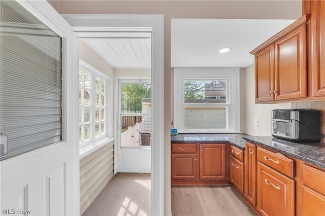 3566 Grosvenor Road, Cleveland Heights, OH 44118