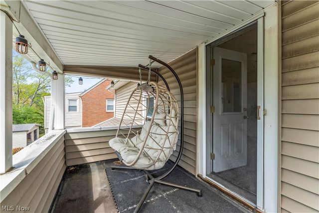 3566 Grosvenor Road, Cleveland Heights, OH 44118