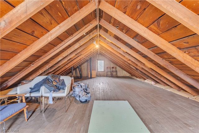 3566 Grosvenor Road, Cleveland Heights, OH 44118