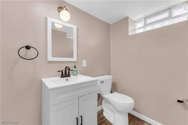 3566 Grosvenor Road, Cleveland Heights, OH 44118