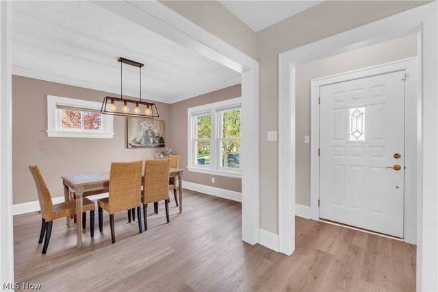 3566 Grosvenor Road, Cleveland Heights, OH 44118