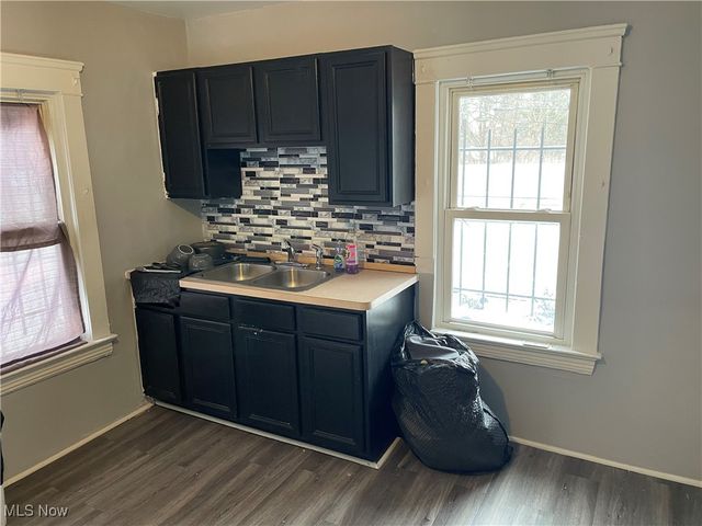 3486 E 105th Street, Cleveland, OH 44104