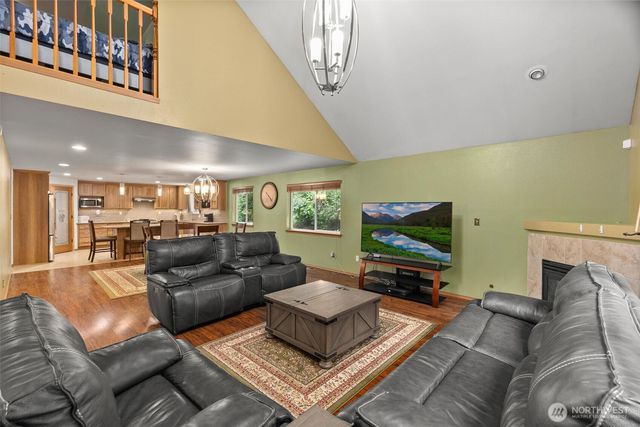 15405 Lindsay Road SE, Yelm, WA 98597