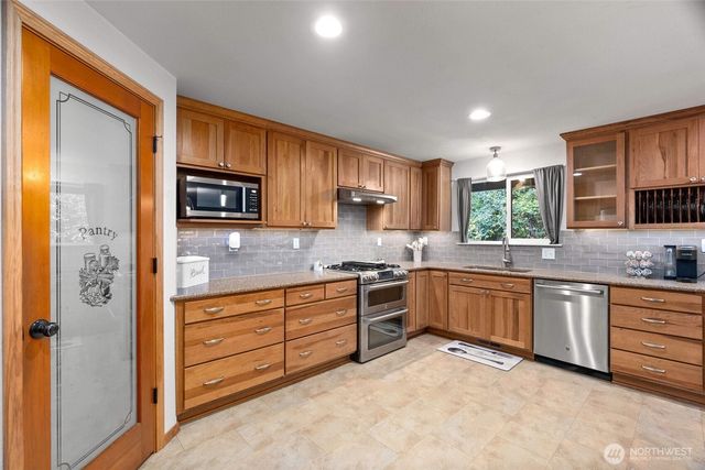 15405 Lindsay Road SE, Yelm, WA 98597