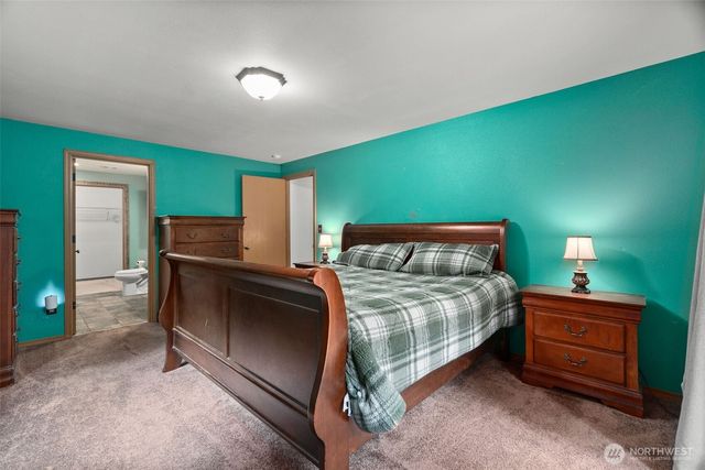 15405 Lindsay Road SE, Yelm, WA 98597