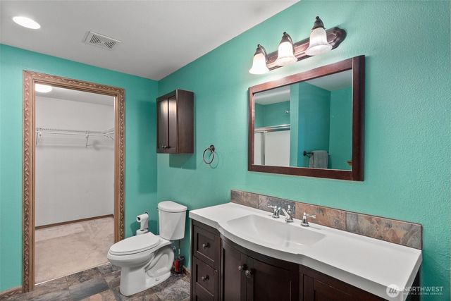 15405 Lindsay Road SE, Yelm, WA 98597