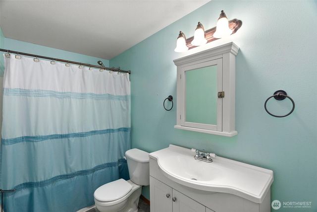 15405 Lindsay Road SE, Yelm, WA 98597