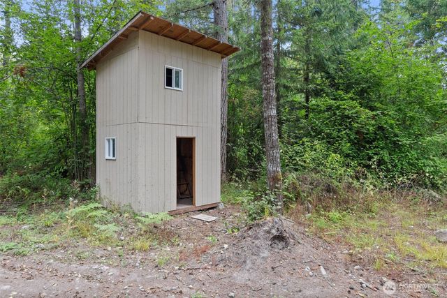 15405 Lindsay Road SE, Yelm, WA 98597