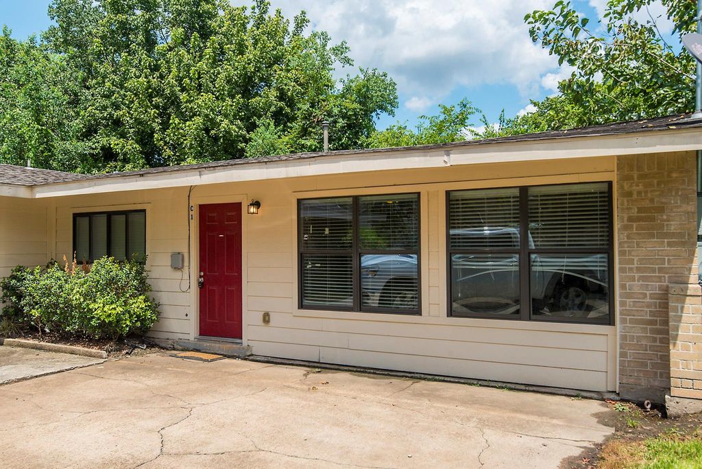 5031 Pine Ave Avenue C1, Pasadena, TX 77503