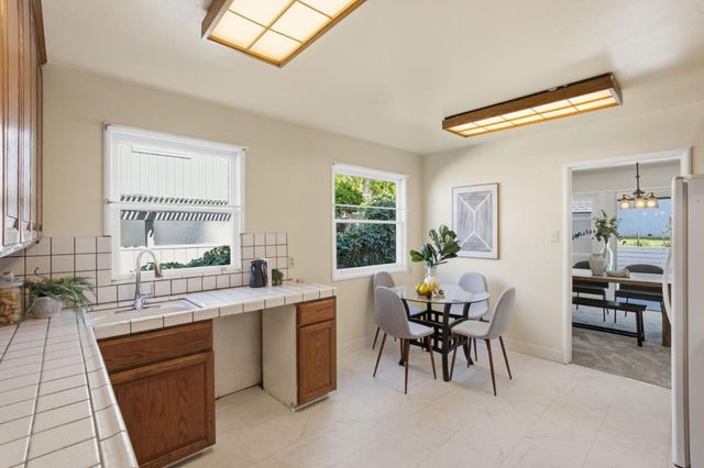 291 W 39th Avenue, San Mateo, CA 94403