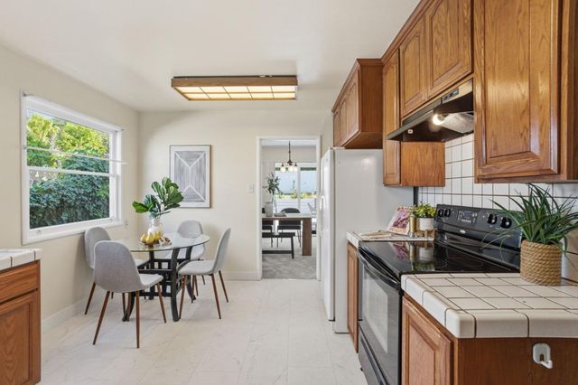 291 W 39th Avenue, San Mateo, CA 94403