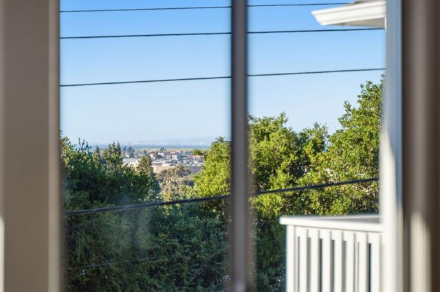 291 W 39th Avenue, San Mateo, CA 94403