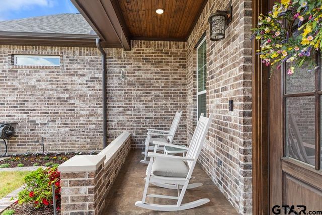 6923 Saint Anthony Drive, Tyler, TX 75703