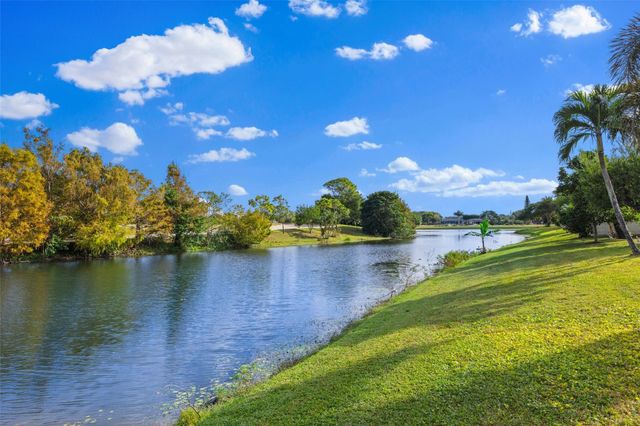 1628 S Club Drive, Wellington, FL 33414