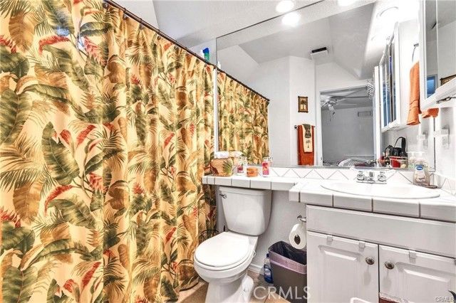 29641 Vacation Drive, Canyon Lake, CA 92587