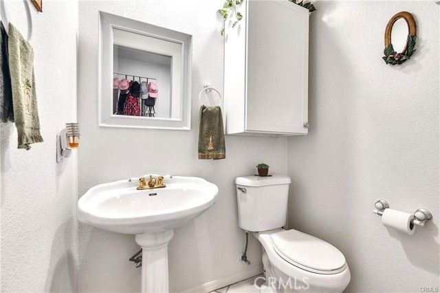 29641 Vacation Drive, Canyon Lake, CA 92587