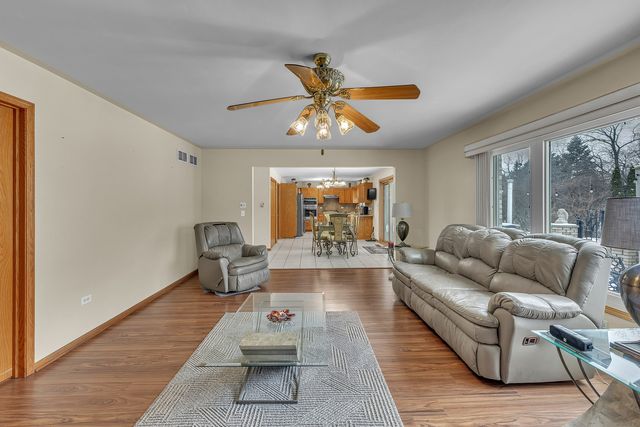 14170 Green Valley Drive, Orland Park, IL 60467