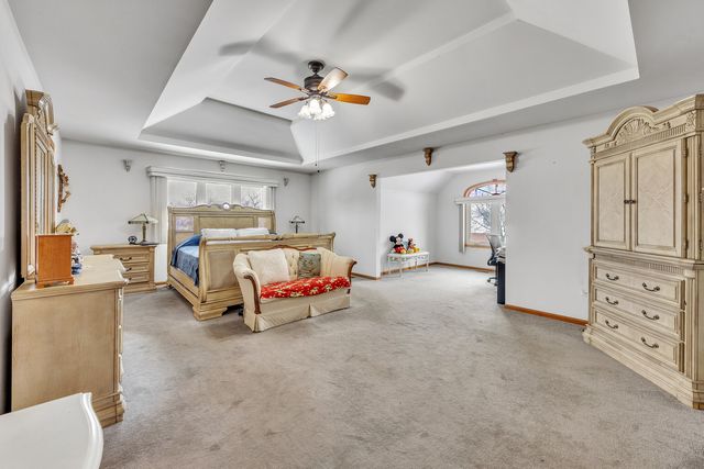 14170 Green Valley Drive, Orland Park, IL 60467