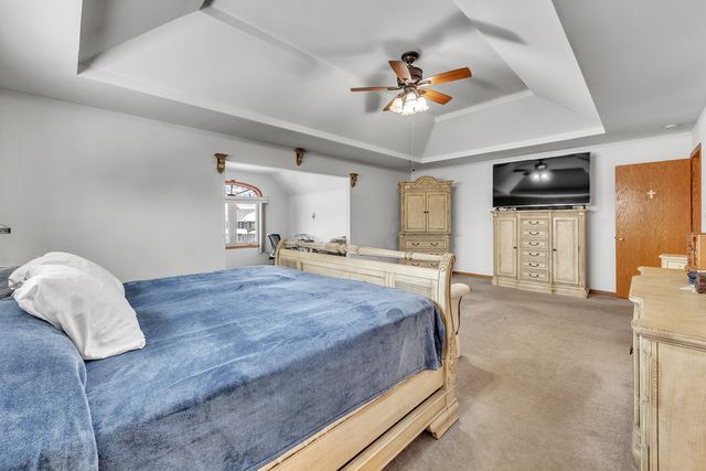 14170 Green Valley Drive, Orland Park, IL 60467