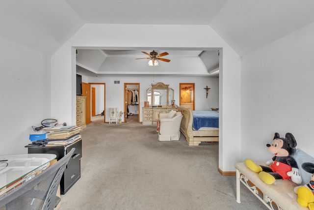 14170 Green Valley Drive, Orland Park, IL 60467