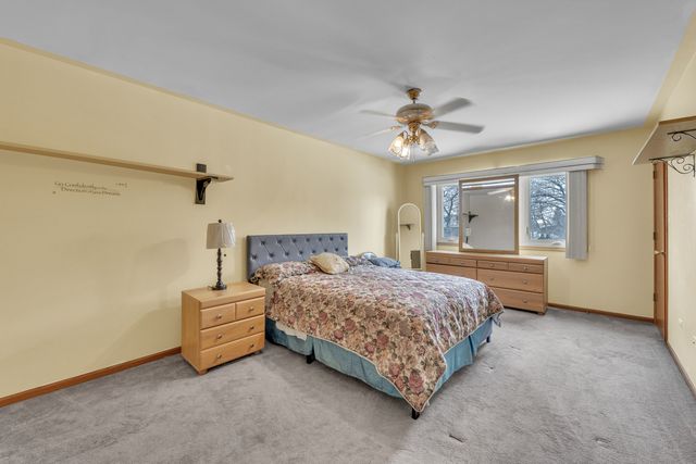 14170 Green Valley Drive, Orland Park, IL 60467