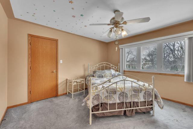 14170 Green Valley Drive, Orland Park, IL 60467