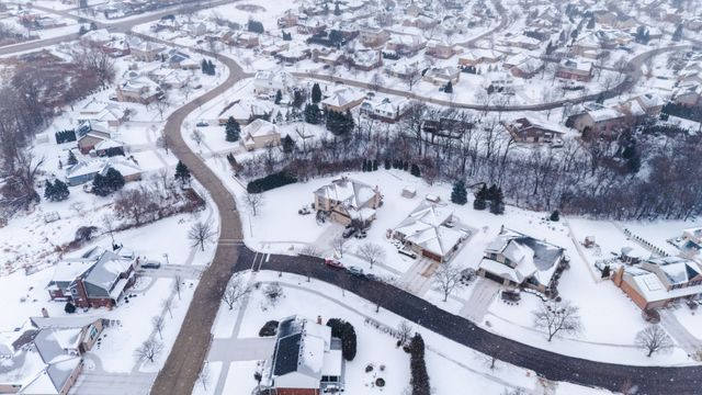 14170 Green Valley Drive, Orland Park, IL 60467