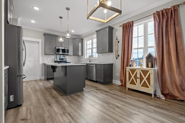 8112 Holly Crest Drive, Chattanooga, TN 37421