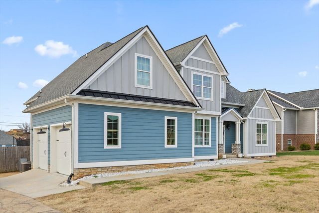 8112 Holly Crest Drive, Chattanooga, TN 37421