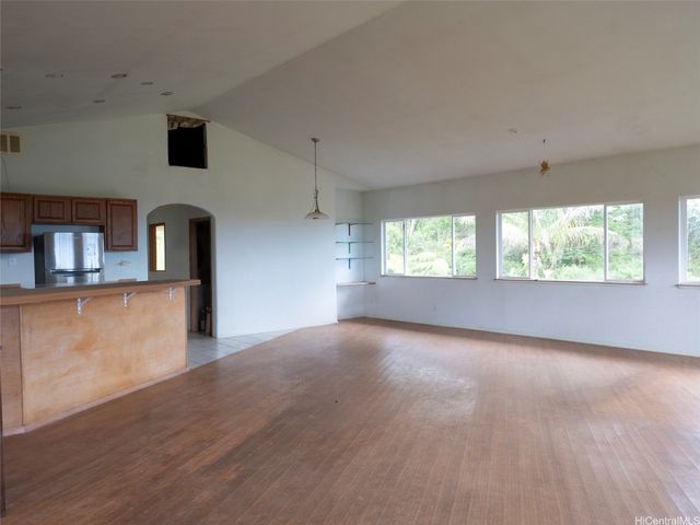 178 S Wilder Road, Hilo, HI 96720