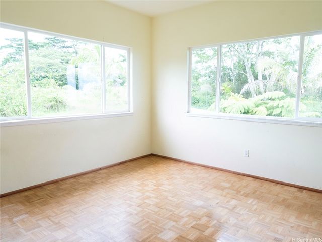 178 S Wilder Road, Hilo, HI 96720