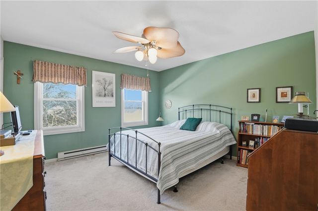 1 Willow Glen Circle 106, Warwick, RI 02889